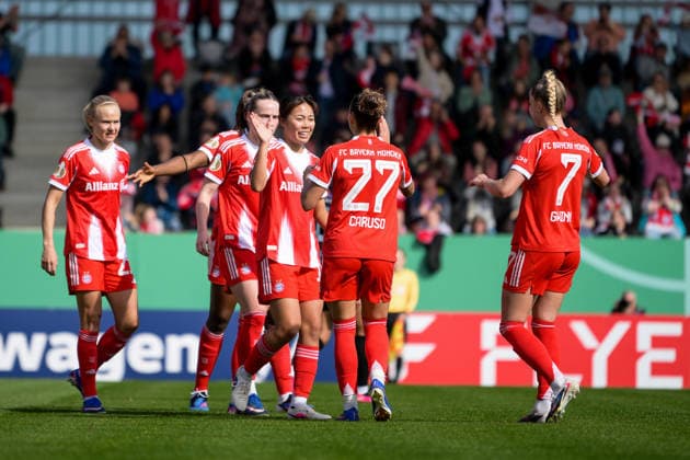 Soccer, Womens DFB Cup, 20260406, FC Bayern Munich SGS Essen In the picture Goal 1 0 Goal celebration cheers Goal scorer, Momoko TANIKAWA Bayern, 18 Munich FC Bayern Campus Bayern Germany Copyright: Passion2Press MarkusxFischerx
