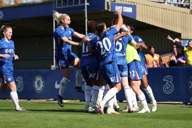 Veerle Buurman of Chelsea Women (5) scores a goal to make the score 2-1 and celebrates during the Women s FA Cup Quarter Final match between Chelsea Women and Tottenham Hotspur Women at Kingsmeadow Stadium, Kingston, England on 6 April 2026. Copyright: xKenxSparksx 44810011
