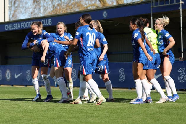 Veerle Buurman of Chelsea Women (5) scores a goal to make the score 2-1 and celebrates during the Women s FA Cup Quarter Final match between Chelsea Women and Tottenham Hotspur Women at Kingsmeadow Stadium, Kingston, England on 6 April 2026. Copyright: xKenxSparksx 44810013