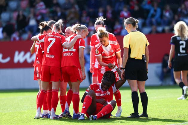 Team FC Bayern Munich goal for 3 0 in the match between FC Bayern Munich v SGS Essen, Football, Women, DFB Cup Women, 2025 2026, Semifinal on 06 04 2026 in Munich, FC Bayern Campus Bayern Germany