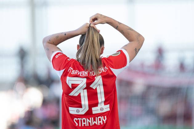 Georgia Stanway 31 FC Bayern ties her hair together at the DFB Cup semi-final FC Bayern Munich SGS Essen on 06 04 2026 in Munich Munich FC Bayern Campus Bayern Germany