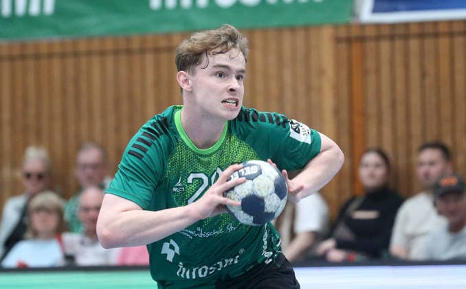 06 04 2026, xfsx, Men, Handball, Season 2025 2026, 3 Liga, Staffel Sued, 16 Matchday Woelfe Wuerzburg SG Koendringen Teningen v li Milan Kuett Woelfe Wuerzburg , single picture Wuerzburg tectake ARENA Bayern Germany