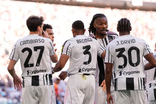 Juventus™ Bremer celebrates after scoring the 1-0 goal for his team during the Serie A soccer match between Juventus Fc and Genoa the Juventus Stadium in Turin, north west Italy - April 6, 2026. - Soccer  Copyright: xFabioxFerrari LaPressex