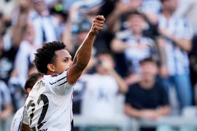 Juventus™ Weston McKennie celebrates after scoring the 2-0 goal for his team during the Serie A soccer match between Juventus Fc and Genoa the Juventus Stadium in Turin, north west Italy - April 6, 2026. - Soccer  Copyright: xFabioxFerrari LaPressex