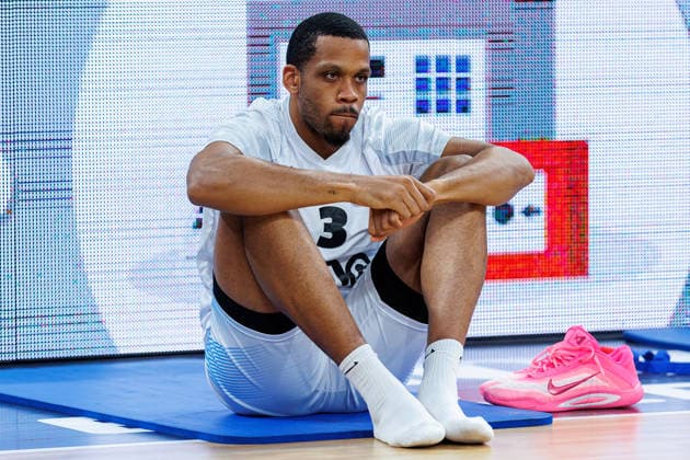 William McNair Jr Science City Jena, 03 , single picture, single photo, portrait, portraet, warm up, before the start of the match, BMA365 Bamberg Baskets vs Science City Jena, Basketball, easyCredit BBL, 28 Matchday, 06 04 2026 BMA365 Bamberg Baskets vs Science City Jena, Basketball, easyCredit BBL, 28 Matchday, 06 04 2026 Bamberg Copyright: xEibner-Pressefoto G.xSantemizx EP_EER