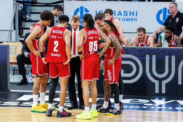 Demarcus Demonia BMA365 Bamberg Baskets, 08 , Ibi Watson BMA365 Bamberg Baskets, 02 , Anton Gavel BMA365 Bamberg Baskets, Coach , Austin Crowley BMA365 Bamberg Baskets, 85 , Cobe Williams BMA365 Bamberg Baskets, 24 , BMA365 Bamberg Baskets vs Science City Jena, Basketball, easyCredit BBL, 28 Matchday, 06 04 2026 BMA365 Bamberg Baskets vs Science City Jena, Basketball, easyCredit BBL, 28 Matchday, 06 04 2026 Bamberg Copyright: xEibner-Pressefoto G.xSantemizx EP_EER