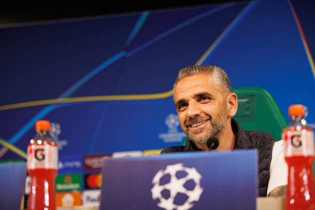 Rui Borges seen during the Sporting CP official press conference, PK, Pressekonferenz before UCL quarterfinal game against Arsenal FC at Estadio Jose Alvalade (Luis Loureiro Ball Raw Images) Lisbon Estadio Jose Alvalade Portugal Copyright: xLuisxLoureirox luisloureiro_sporting_arsenal_press_2526-15