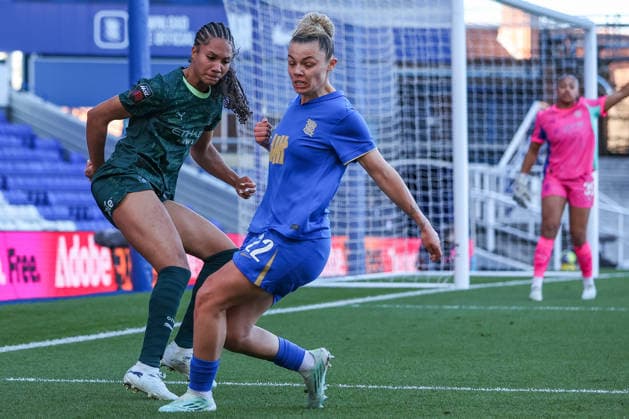 Birmingham City v Manchester City - Adobe Women s FA Cup Quarter Final Jade Rose of Manchester City and Oceane Hurtre of Birmingham City in action during the Adobe Women s FA Cup Quarter Final match between Birmingham City and Manchester City at St Andrews @ Knighthead Park, Birmingham, on April 6, 2026. Birmingham West Midlands United Kingdom  Copyright: xMIxNewsx originalFilename:fletcher-birmingh260406_npMsq.jpg
