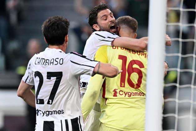 Db Torino 06 04 2026 - campionato di calcio serie A Juventus-Genoa foto Daniele Buffa Image nella foto: Michele Di Gregorio-Manuel Locatelli 