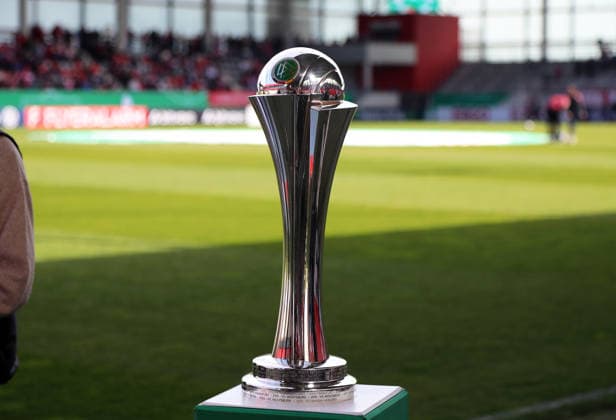 Football, Women, 2025 2026 season, FC Bayern Munich SGS Essen, DFB Cup, semi-final, Campus Here the DFB Cup, winners cup, trophy, women