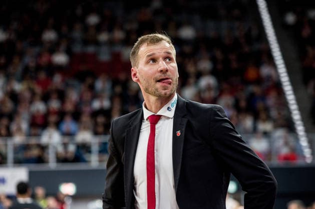 Bamberg, Germany 06 April 2026 1 BBL 2025 2026 BMA365 Bamberg Baskets vs Science City Jena In the picture coach Anton Gavel Bamberg Brose Arena Bayern Copyright: xFotostandx xSchmittx