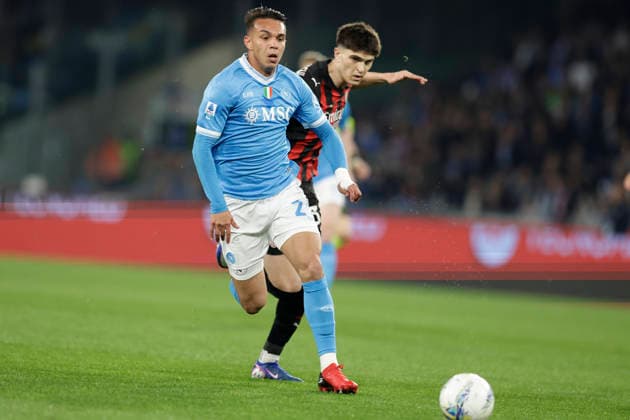 Italy: Serie a football match SSC Napoli vs AC Milan Napoli s Brazilian forward challenges for the ball with Milan™s Italian defender Davide Bartesaghi Giovane Santana do Nascimento during the Serie A football match between SSC Napoli and AC Milan at the Diego Armando Maradona Stadium in Naples on April 06, 2026. _BPH6497 Copyright: xAntonioxBalascox