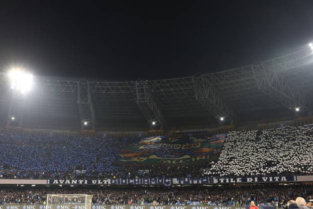 Napoli s supporters during the Serie A soccer match between Napoli and Milan at the Diego Armando Maradona Stadium in Naples, southern italy - Monday , April 06 , 2026. - Soccer .  Copyright: xAlessandroxGarofalo LaPressex