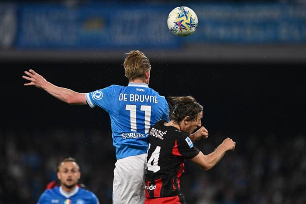 As Napoli 06 04 2026 - campionato di calcio serie A Napoli-Milan foto Antonello Sammarco Image nella foto: Kevin de Bruyne-Luka Modric 
