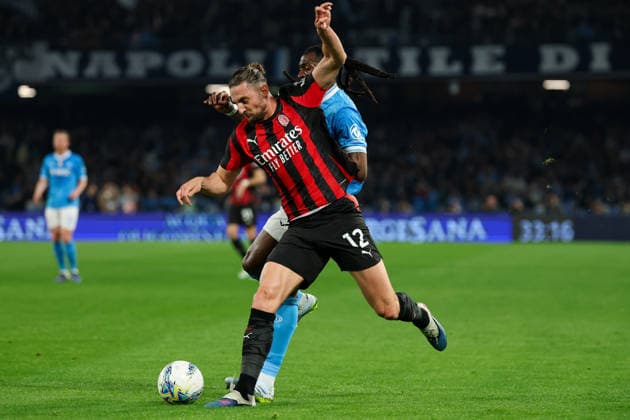 AC Milan s Adrien Rabiot, Napoli™s Andre-Frank Zambo Anguissa during the Serie A soccer match between Napoli and Milan at the Diego Armando Maradona Stadium in Naples, southern italy - Monday , April 06 , 2026. - Soccer .  Copyright: xAlessandroxGarofalo LaPressex