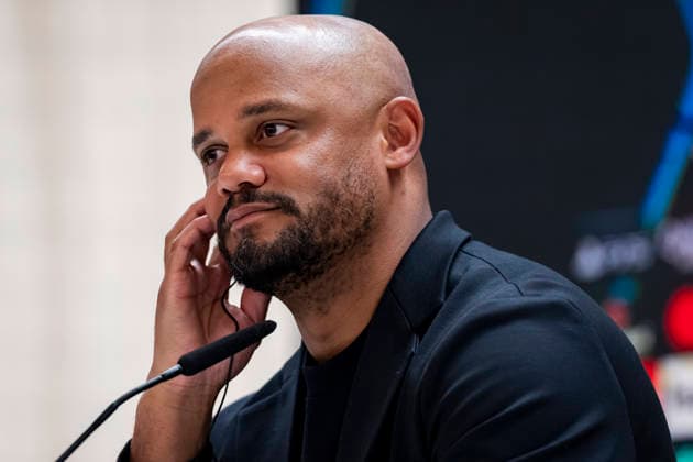 FC Bayern München Training Session And press conference, PK, Pressekonferenz - UEFA Champions League 2025 26 Quarter-Final First Leg MADRID, SPAIN - APRIL 6: Vincent Kompany, Head Coach of FC Bayern München, speaks during the Training Session and Press Conference ahead of the UEFA Champions League 2025 26 Quarter-Final First Leg match against Real Madrid at Estadio Santiago Bernabeu on April 6, 2026 in Madrid, Spain. Madrid Estadio Santiago Bernabeu Madrid Spain Copyright: xAlbertoxGardinx AGardin_20260606_Foot_Champ_Bayern_PC_0616