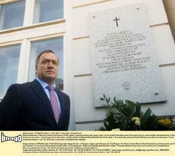Football, EURO 2012, National team from Russia at the memorial for Lech Kaczynski in Smolensk