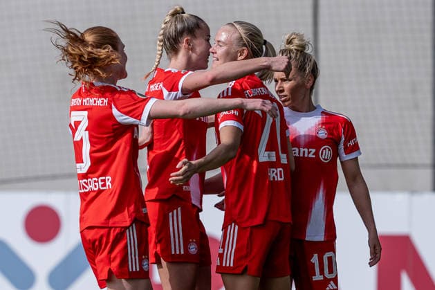 Stine Ballisager Pedersen FC Bayern Muenchen Frauen, 03 , Giulia Gwinn FC Bayern Muenchen Frauen, 07 and Linda Dallmann FC Bayern Muenchen Frauen, 10 celebrate with Pernille Harder FC Bayern Muenchen Frauen, 21 their goal for 2 0 GER, FC Bayern Muenchen Frauen vs SGS Essen, Football, DFB Pokal, Semifinal, Season 2025 2026, 06 04 2026 DFL DFB REGULATIONS PROHIBIT ANY USE OF PHOTOGRAPHS as IMAGE SEQUENCES and or QUASI VIDEO GER, FC Bayern Muenchen Frauen vs SGS Essen, Football, DFB Pokal, Semifinal, Season 2025 2026, 06 04 2026 Muenchen Copyright: xEibner-Pressefoto HeikexFeinerx EP_HFR