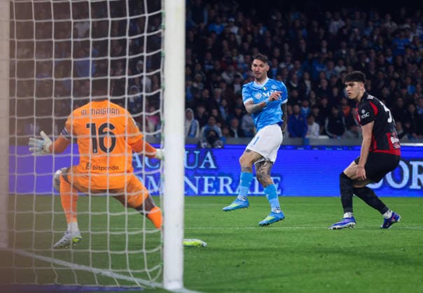 Serie A football match - 2025 26 Napoli vs. Milan Goal the Matteo Politano of SSC Napoli During the 2025 26 Italian Serie A football match between SSC Napoli and AC Milan on April 6, 2026, at the Diego Armando Maradona Stadium in Naples. Pictured: NAPOLI stadio Diego Armando Maradona CAMPANIA ITALIA Copyright: xFABIOxSASSOxFabioxSassox Napoli Milan2026_04_06Fabio Sasso6787