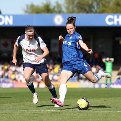 Veerle Buurman of Chelsea Women (5) scores a goal to make the score 2-1 during the Women s FA Cup Quarter Final match between Chelsea Women and Tottenham Hotspur Women at Kingsmeadow Stadium, Kingston, England on 6 April 2026. Copyright: xKenxSparksx 44810016