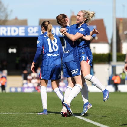 Veerle Buurman of Chelsea Women (5) scores a goal to make the score 2-1 during the Women s FA Cup Quarter Final match between Chelsea Women and Tottenham Hotspur Women at Kingsmeadow Stadium, Kingston, England on 6 April 2026. Copyright: xKenxSparksx 44810034