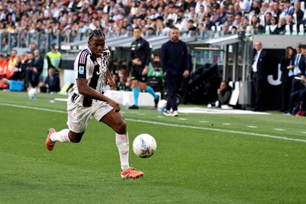 CALCIO - Serie A - Juventus FC vs Genoa CFC Jonathan David (Juventus FC) during Juventus FC vs Genoa CFC, Italian soccer Serie A match in Turin, Italy, April 06 2026 Turin Italy  Copyright: xIPAxSport ABACAx
