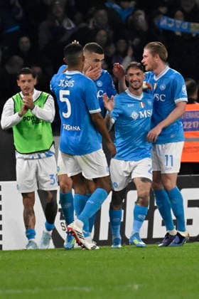 April 6, 2026, Napoli: Napoli™s forward Matteo Politano (2-R) celebrates with his teammates after scoring the 1-0 goal during the Italian Serie A soccer match SSC Napoli vs AC Milan at Diego Armando Maradona Stadium in Naples, Italy, 6 April 2026. ANSA CIRO FUSCO Serie A - Napoli Vs Milan  - ZUMAa110 20260406_zaf_a110_050 Copyright: xCiroxFuscox