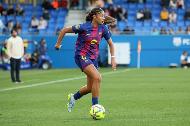 FC Barcelona, Barca Femeni v FC Badalona - Liga F Moeve Sydney Schertenleib plays during the match between FC Barcelona Femeni and Futbol Club Badalona Women, corresponding to week 25 of the Liga F Moeve, at the Johan Cruyff Stadium in Barcelona, Spain, on April 6, 2026. Barcelona Barcelona Spain  Copyright: xUrbanandsportx originalFilename:urbanandsport-fcbarcel260406_np53Q.jpg