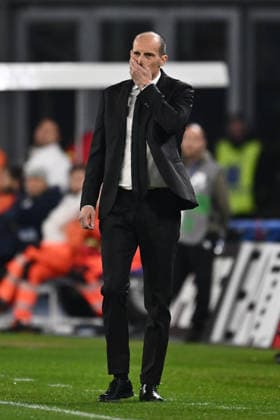 SSC Napoli v AC Milan - Serie A Massimiliano Allegri, coach of A.C. Milan, participates in the 31st day of the Serie A Championship between S.S.C. Napoli and A.C. Milan at the Diego Armando Maradona Stadium on April 6, 2026, in Naples, Italy. Naples Italy Italy  Copyright: xDomenicoxCippitellix originalFilename:cippitelli-sscnapol260406_npGcv.jpg