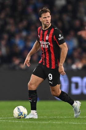 SSC Napoli v AC Milan - Serie A Niclas Fullkrug of A.C. Milan is in action during the 31st day of the Serie A Championship between S.S.C. Napoli and A.C. Milan at the Diego Armando Maradona Stadium on April 6, 2026, in Naples, Italy. Naples Italy Italy  Copyright: xDomenicoxCippitellix originalFilename:cippitelli-sscnapol260406_np8lM.jpg