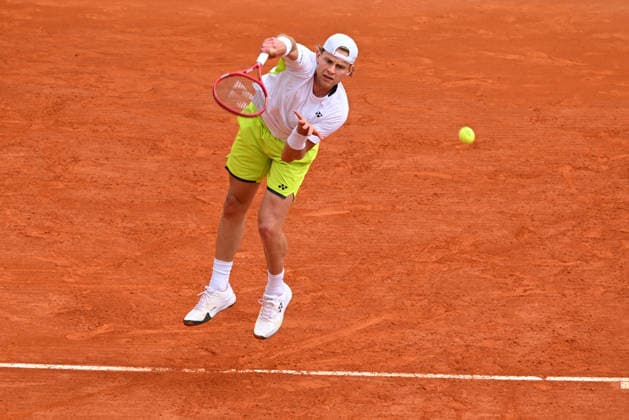 Rolex Monte-Carlo Masters - Men s Singles - Zizou Bergs Zizou Bergs (BEL) during his first round match at the 2026 Rolex Monte-Carlo Masters in Monte-Carlo, MONACO, on April 6th, 2026. Photo by Corinne Dubreuil ABACAPRESS.COM Monte Carlo Monaco  Copyright: xDubreuilxCorinne ABACAx
