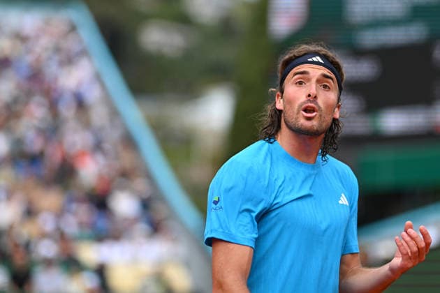 Rolex Monte-Carlo Masters - Men s Singles - F Cerundolo v S Tsitsipas Stefanos Tsitsipas (GRE) during his first round match at the 2026 Rolex Monte-Carlo Masters in Monte-Carlo, MONACO, on April 6th, 2026. Photo by Corinne Dubreuil ABACAPRESS.COM Monte Carlo Monaco  Copyright: xDubreuilxCorinne ABACAx
