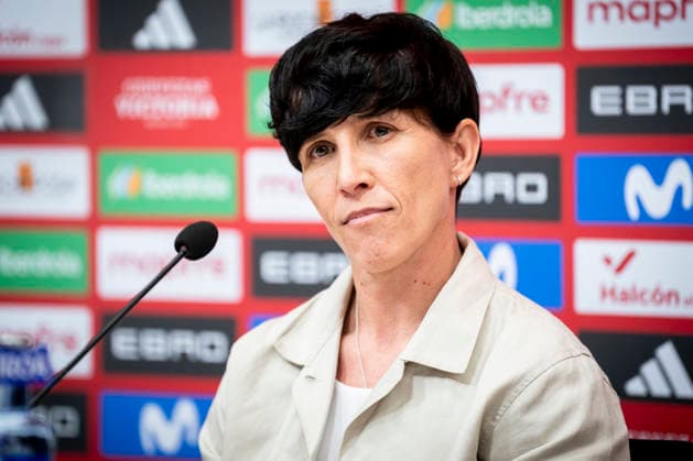 April 7, 2026, Las Rozas, Madrid, Spain: Sonia Bermudez, head coach of Spain, attends a press conference, PK, Pressekonferenz to announce the list of summoned players ahead the FIFA Women s World Cup 2027 football matches of Spain Team against England and Ukraine at Ciudad del Futbol on April 07, 2026, in Las Rozas, Madrid, Spain. Las Rozas Spain - ZUMAa181 20260407_zaa_a181_031 Copyright: xAngelxPerezxMecax