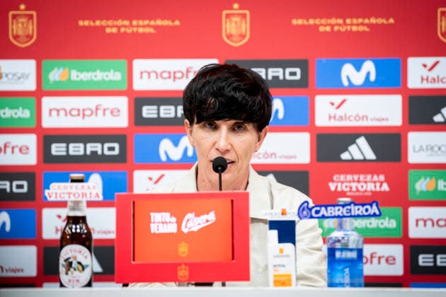 April 7, 2026, Las Rozas, Madrid, Spain: Sonia Bermudez, head coach of Spain, attends a press conference, PK, Pressekonferenz to announce the list of summoned players ahead the FIFA Women s World Cup 2027 football matches of Spain Team against England and Ukraine at Ciudad del Futbol on April 07, 2026, in Las Rozas, Madrid, Spain. Las Rozas Spain - ZUMAa181 20260407_zaa_a181_034 Copyright: xAngelxPerezxMecax