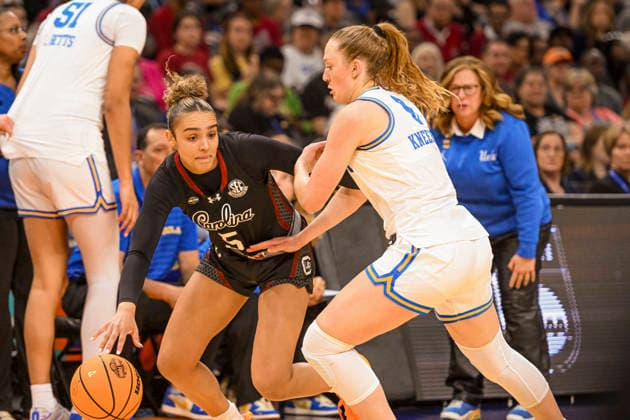 NCAA, College League, USA Final Four Basketball: South Carolina Gamecocks at UCLA Bruins South Carolina Gamecocks guard Tessa Johnson (5) drives towards the basket in the first half of the NCAA Final Four basketball game against the UCLA Bruins in Phoenix, Arizona, Sunday, April 5, 2026. UCLA defeated South Carolina 79-51 (Thomas Fernandez Image of . Phoenix Arizona United States EDITORIAL USE ONLY Copyright: xImagexofxSportx ThomasxFernandezx iosphotos404867