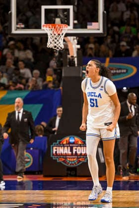 NCAA, College League, USA Final Four Basketball: South Carolina Gamecocks at UCLA Bruins UCLA Bruins center Lauren Betts (51) celebrates after a block in the second half of the NCAA Final Four basketball game against the South Carolina Gamecocks in Phoenix, Arizona, Sunday, April 5, 2026. UCLA defeated South Carolina 79-51 (Thomas Fernandez Image of . Phoenix Arizona United States EDITORIAL USE ONLY Copyright: xImagexofxSportx ThomasxFernandezx iosphotos404967