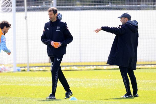 DEU, DFL, 2 FBL Hertha BSC, Training, 07 04 2026, Sportforum, Berlin, DEU, DFL, 2 FBL Hertha BSC, Training, im Bild Cheftrainer Stefan Leitl Hertha BSC Berlin , Co Trainer Andre Mijatovic Hertha BSC Berlin DFL regulations prohibit any use of Photographs as image sequences and or quasi video nordphotoxGmbHx xEngler nph00076