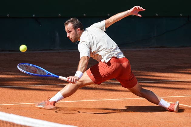 Hugo GASTON (FRA) during ATP, Tennis Herren Challenger Monza, International Tennis match in Monza, Italy, April 07 2026  Copyright: xRobertaxCorradin IPAxSportx xipa-agency.netx xx IPA_73806295 IPA_Agency_IPA73806295