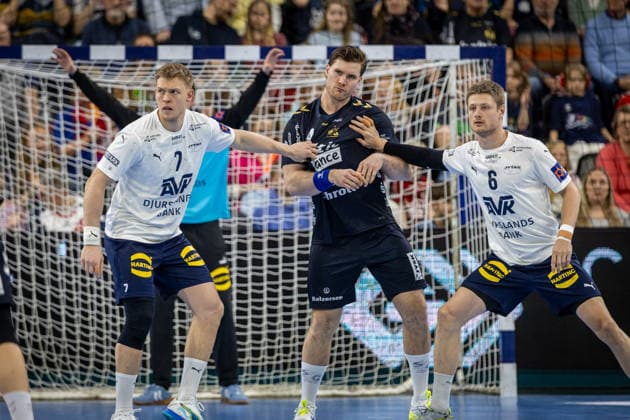 FLENSBURG, GERMANY - APRIL 7: Christoffer Sundsgaard Dreyer (SAH - Aarhus, 07), Johannes Golla (SG Flensburg-Handewitt, 04), Kristian Bach Bonefeld (SAH - Aarhus, 06) during the EHF European League Play-Offs Return Leg between SG Flensburg-Handewitt vs SAH - Aarhus at GP JOULE Arena on April 7, 2026 in Flensburg, Germany. Schleswig-Holstein Germany Copyright: xMarioxM.xKobergx