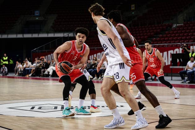 Hapoel s Elijah Bryant in action during the Euroleague game between Hapoel IBI Tel Aviv vs Fenerbahce - Arena 8888 in Sofia, Bulgaria on April 7, 2026  Copyright: xIvanxSxIvanov IPAxSportx xipa-agency.netx xx IPA_73810024 IPA_Agency_IPA73810024
