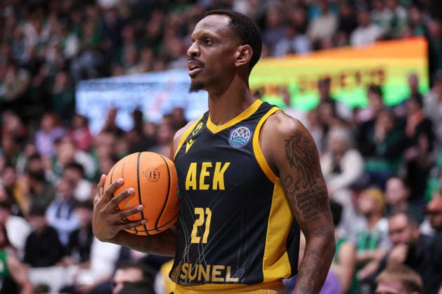 April 7, 2026, Badalona, Barcelona, Spain: James Nunnally of AEK BC looks on during the Basketball Champions League, basketball match played between Asisa Joventut and AEK BC at Olimpic Arena on April 07, 2026 in Badalona, Spain. Badalona Spain - ZUMAa181 20260407_zaa_a181_173 Copyright: xIrinaxR.xHipolitox
