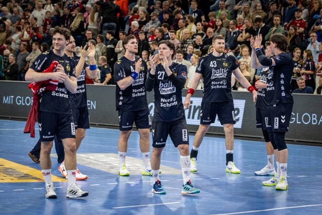 FLENSBURG, GERMANY - APRIL 7: team SG Flensburg-Handewitt after the game during the EHF European League Play-Offs Return Leg between SG Flensburg-Handewitt vs SAH - Aarhus at GP JOULE Arena on April 7, 2026 in Flensburg, Germany. Schleswig-Holstein Germany Copyright: xMarioxM.xKobergx