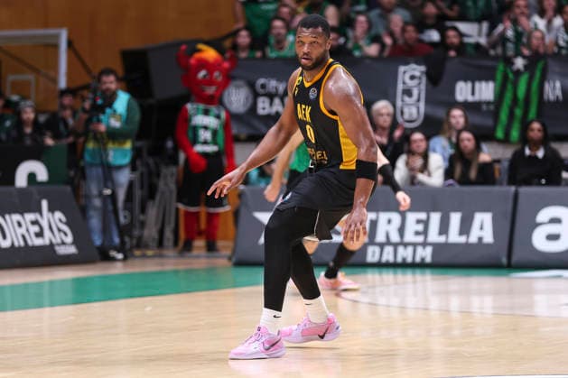April 7, 2026, Badalona, Barcelona, Spain: RaiQuan Gray of AEK BC in action during the Basketball Champions League, basketball match played between Asisa Joventut and AEK BC at Olimpic Arena on April 07, 2026 in Badalona, Spain. Badalona Spain - ZUMAa181 20260407_zaa_a181_193 Copyright: xIrinaxR.xHipolitox