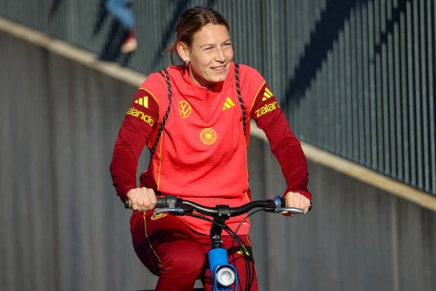 Herzogenaurach, Germany 07 April 2026 Media training session for the German womens national soccer team in preparation for the World Cup qualifiers Pictured Sarai Linder Germany Copyright: HMBxMedia MadeleinexFantini