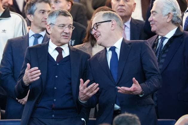 Herbert Hainer, President FC Bayern and CEO Jan Christian Dreesen in conversation, Real Madrid vs FC Bayern Muenchen, Football, Men, UEFA Champions League, Season 2025 2026, Quarterfinal First Leg Quarter Finals 1st Leg , 07 04 2026 Madrid Madrid Spain Copyright: xkolbert-press MartinxAgüerax