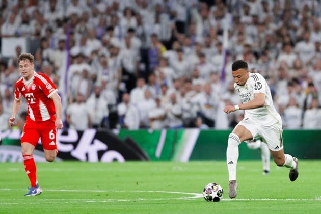 UEFA champions league - Real Madrid vs Bayern Munchen MADRID, SPAIN - April 7:Kylian Mbappe of Real Madrid in action during the UEFA champions league 2025 26 Quarter-finals first leg match between Real Madrid and Bayern Munchen at Santiago Bernabeu Stadium. (Photo by Guille Martinez f22photo) Madrid Santiago Bernabeu Stadium Spain Copyright: xGuillermoxMartinezx