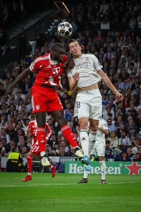 Dayot Upamecano 2 FC Bayern Muenchen and Alvaro Fernandez Carreras 18 Real Madrid in action, Real Madrid vs FC Bayern Muenchen, Football, Men, UEFA Champions League, Season 2025 2026, Quarter Final First Leg Quarter Finals 1st Leg , 07 04 2026 Madrid Madrid Spain Copyright: xkolbert-press MartinxAgüerax