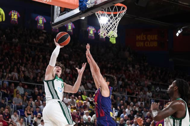 April 7, 2026, Barcelona, Barcelona, Spain: Cedi Osman of Panathinaikos Aktor Athens in action during the EuroLeague Regular Season Round 36 match played between FC Barcelona, Barca and Panathinaikos Aktor Athens at Palau Blaugrana on April 07, 2026 in Barcelona, Spain. Barcelona Spain - ZUMAa181 20260407_zaa_a181_268 Copyright: xJavierxBorregox