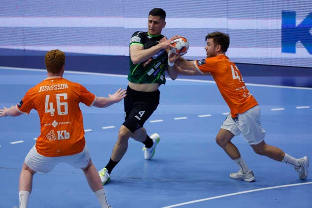 RK Nexe v IFK Kristianstad - EHF European League Men 2025 2026 Aleksandar Bakic of RK Nexe in action against Albin Selin of IFK Kristianstad during the EHF European League Men 2025 26 play-offs 2nd leg match between RK Nexe and IFK Kristianstad at Sports Hall King Tomislav on April 7, 2026 in Nasice, Croatia.  DavorxJavorovic PIXSELL