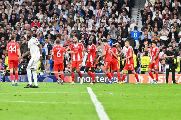 MADRID, SPAIN - 07. APRIL: Bayern celebrates the goal to makes 0-1 by Luis DIAZ (FC Bayern Munich 14) Tor Torschuetze Freude Happy during the UEFA Champions League match between Real Madrid vs. FC Bayern Munich on Quarterfinal first leg at Estadio Santiago Bernabeu Copyright: xBEAUTIFULxSPORTS Goldbergx